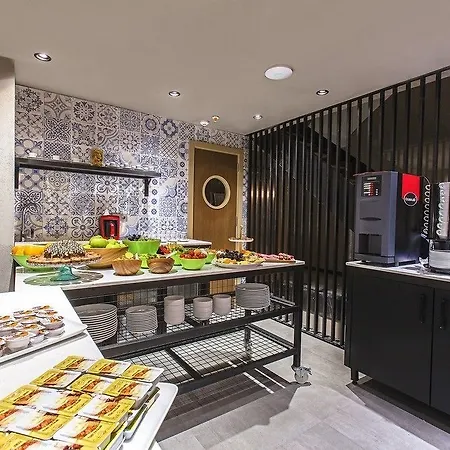 Redmont Nisantasi Szálloda