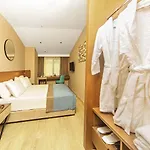 Redmont Nisantasi מלון