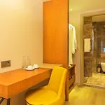 Redmont Nisantasi 3*