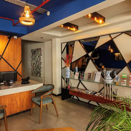 Redmont Nisantasi Hotel 3*