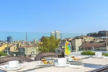 Redmont Nisantasi 3*